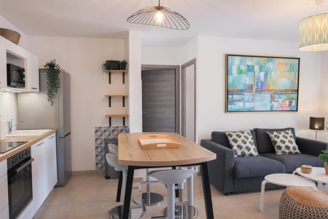 Appartement La Balagne , Bord De Mer, Grande Terrasse, Sant'Ambroggio Lumio  Dış mekan fotoğraf